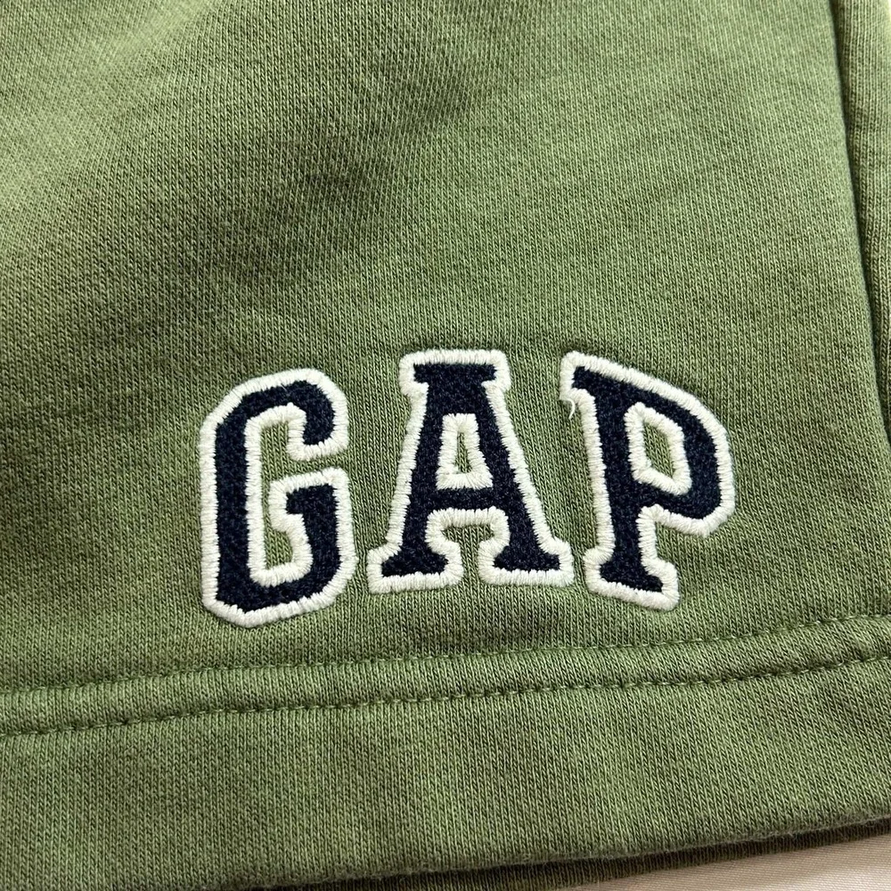 Gap Mens Fleece Logo Shorts Olive Green Small Drawstring Pockets Sweat Shorts